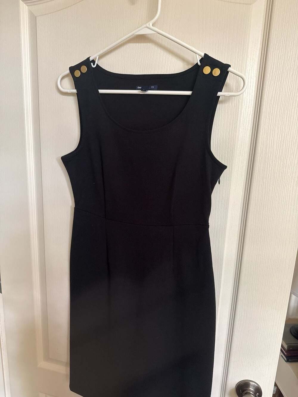 Gap Black Sleeveless Sheath Dress with Gold Shoulder Buttons Size 6